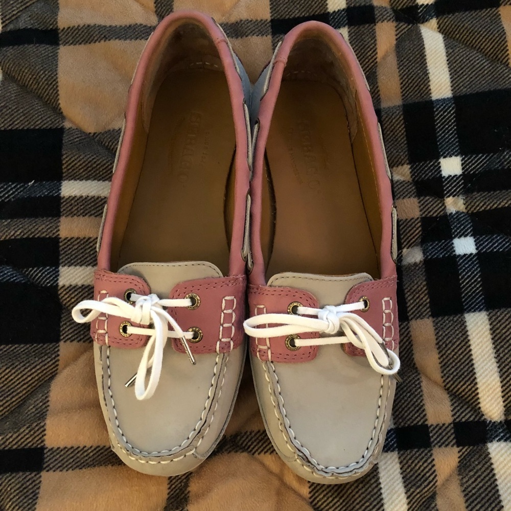 Tan/Pink Sebago Bala - Mint Condition!